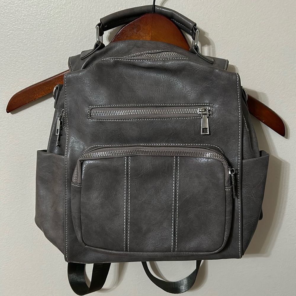 Brand NEW Ty Convertible Backpack in Grey🤍